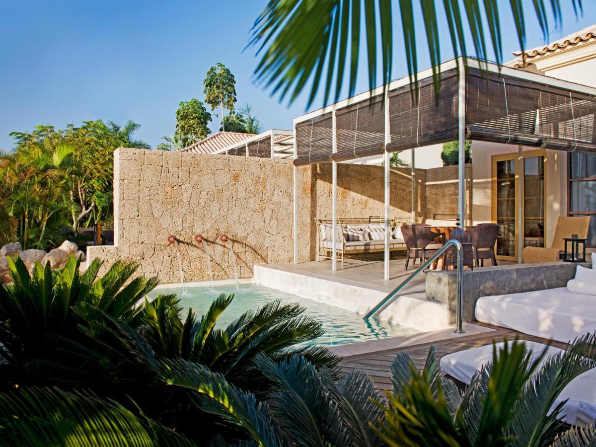 The Villas At Bahia Del Duque Адехе Екстериор снимка